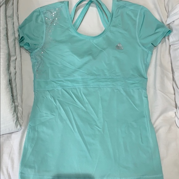 Adidas T-shirt - Picture 1 of 9